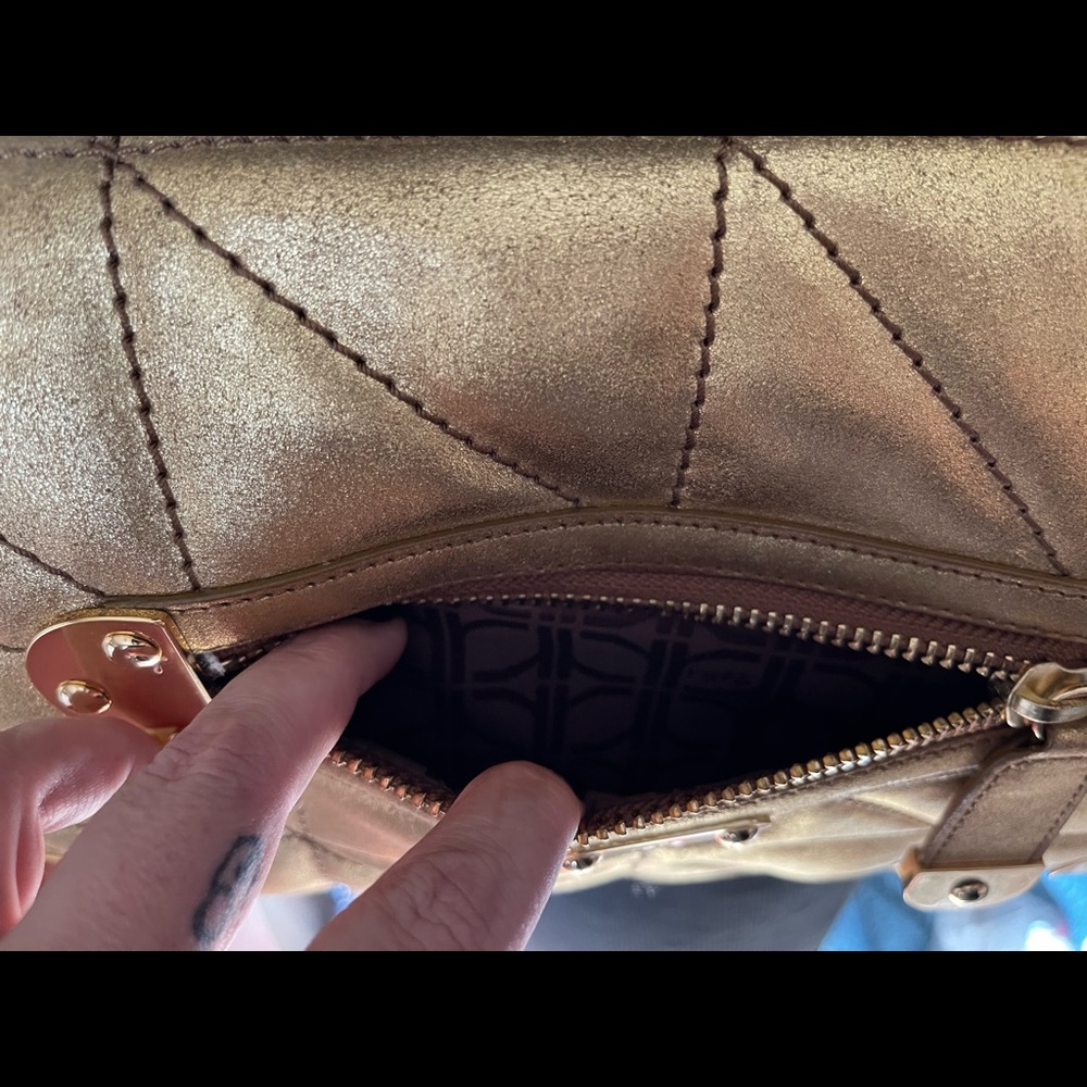 Rafē Handbag - Picture 4 of 12